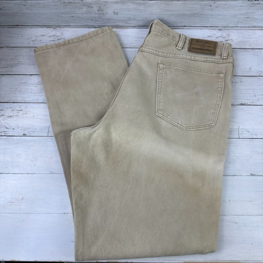 Wrangler Men's Slim Straight Jeans in Tan